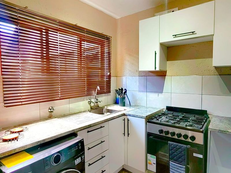 0 Bed Apartment in Westdene for Rent - Photo 4