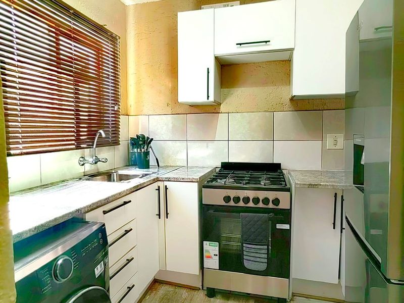 0 Bed Apartment in Westdene for Rent - Photo 3