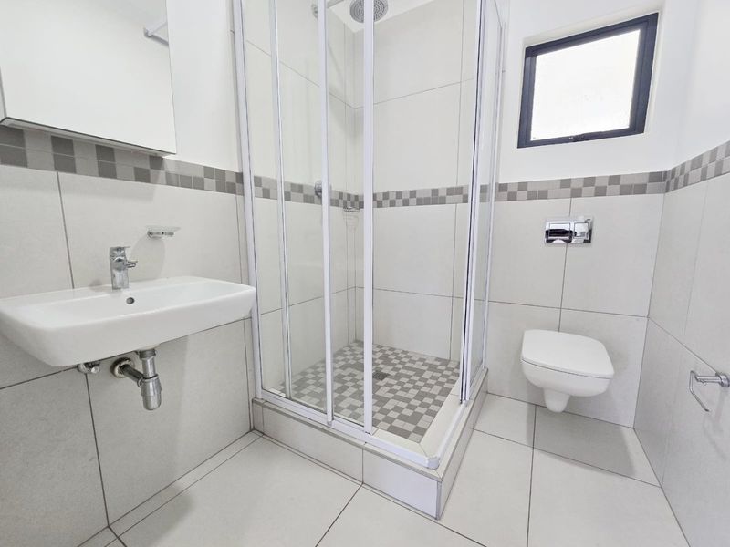 Urban Comfort in the Heart of Umhlanga - Photo 7