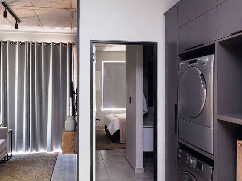 NEW, LUXURY Living in the Heart of Brooklyn - Photo 5