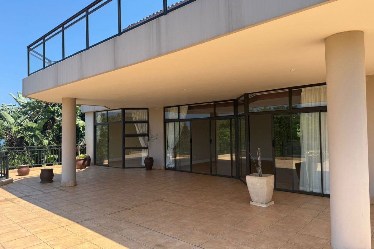 To let in Zimbali, 3 bedroom townhouse with beautiful views. - Photo 3