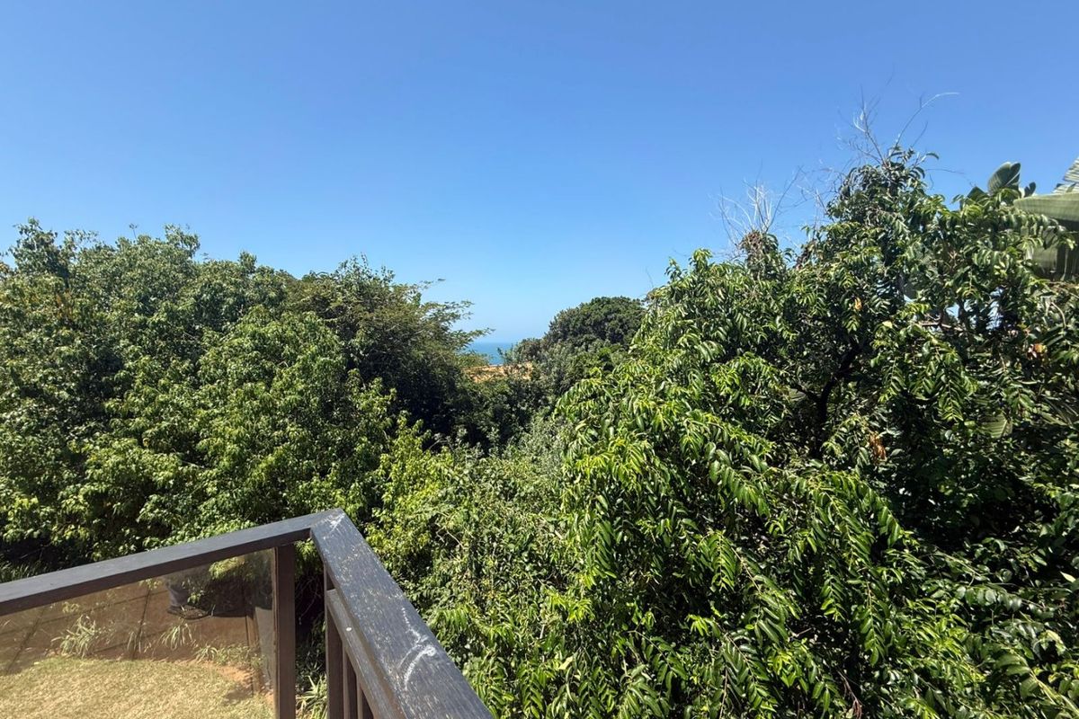 To let in Zimbali, 3 bedroom townhouse with beautiful views. - Photo 5