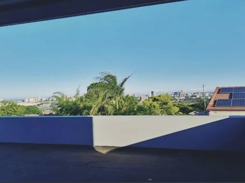 To let in Essenwood, 1 bedroom apartment with sea views. - Photo 4