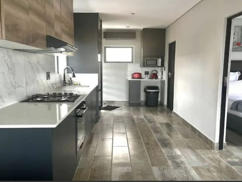 To let in Essenwood, 1 bedroom apartment with sea views. - Photo 8