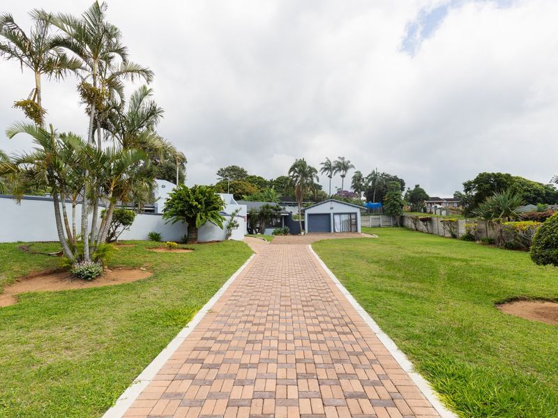 Newly Renovated Modern Home ! - Photo 2