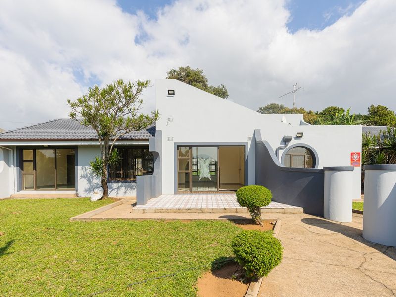 Newly Renovated Modern Home ! - Photo 7