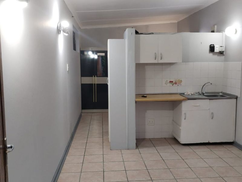 A quaint  apartment - Northdene - Photo 4