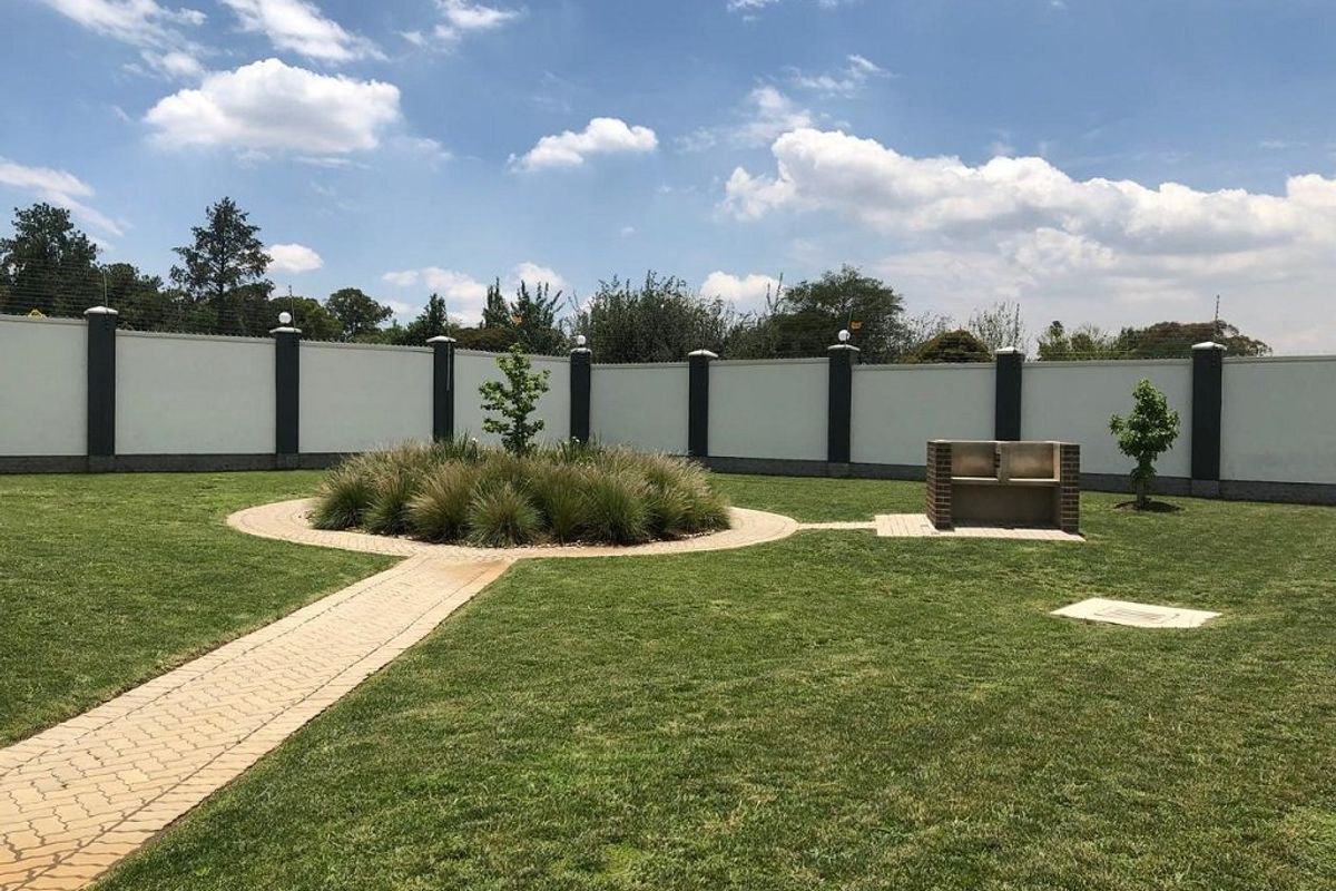 Modern 1-Bedroom, 1-Bathroom Apartment - Photo 4