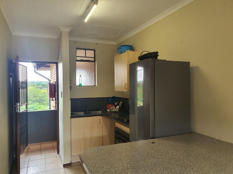 2 Bedroom Apartment For Sale in Amberfield - Photo 1