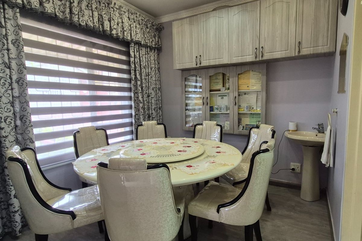 Family Retreat  - Photo 4