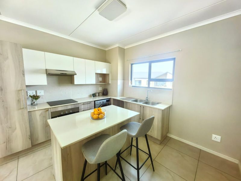 2 Bedroom apartment for sale in North Riding  - Photo 7