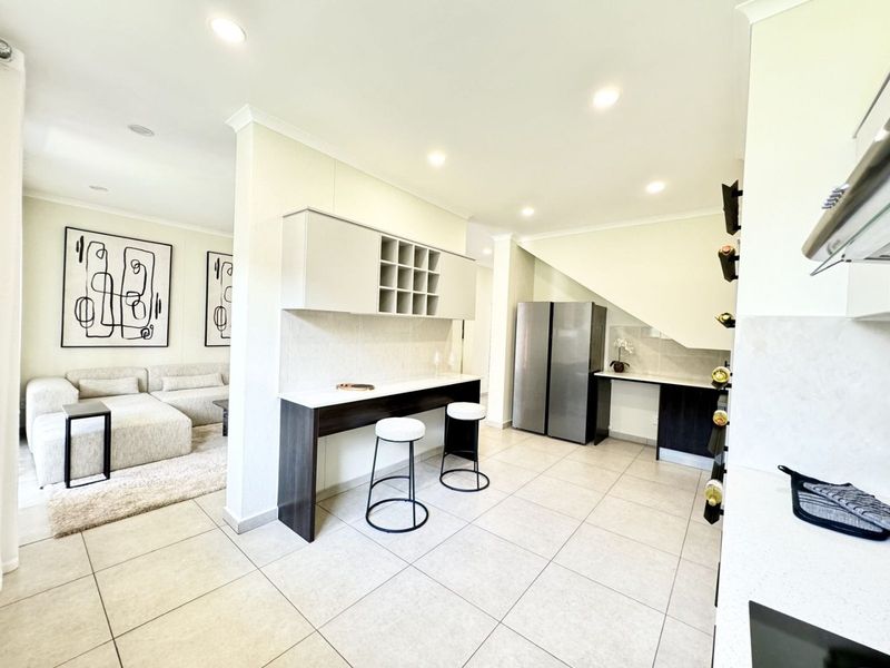 Book a viewing with me today! - Photo 8