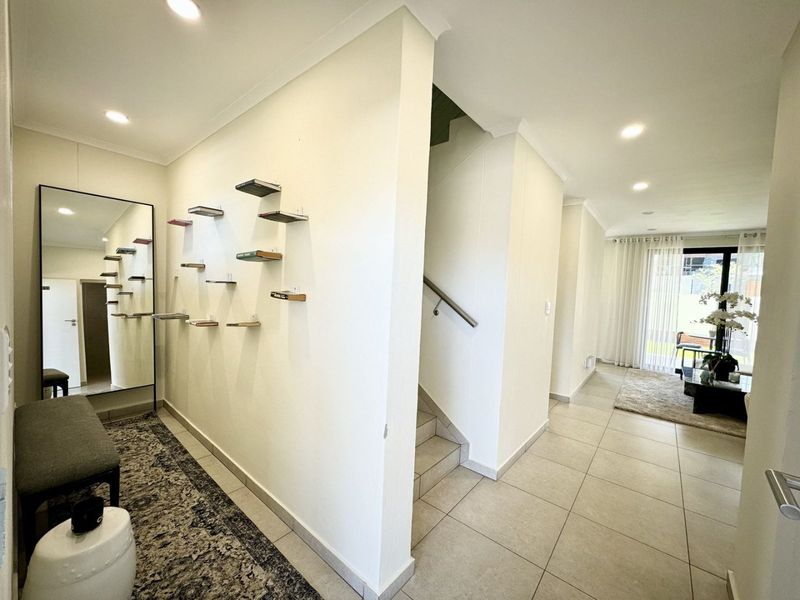 Book a viewing with me today! - Photo 6