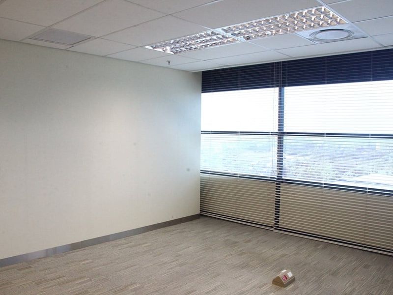 Modern Office space  to rent in Morningside, Sandton  - Photo 7