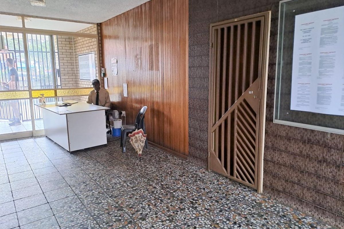 Spacious & Neat 2-Bedroom Flat – Great Value! - Photo 5