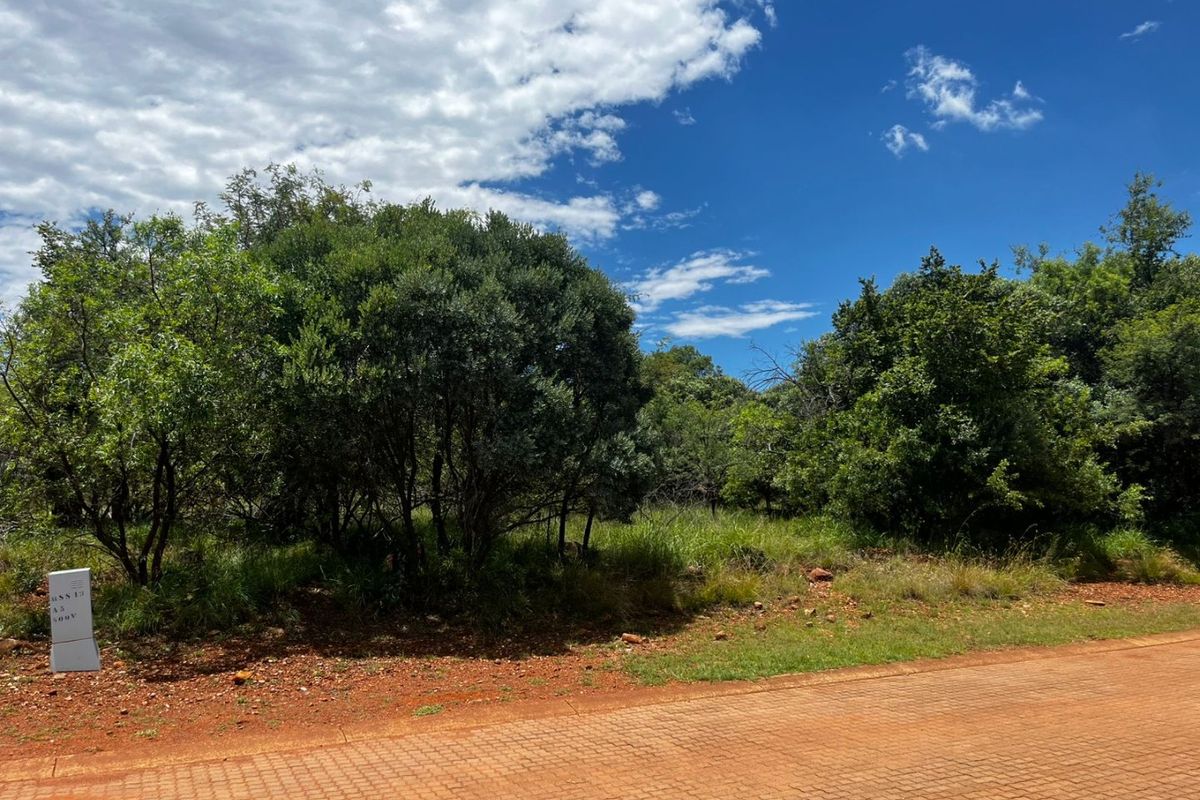 912m2 Vacant Stand | Greenbelt Frontage - Photo 3