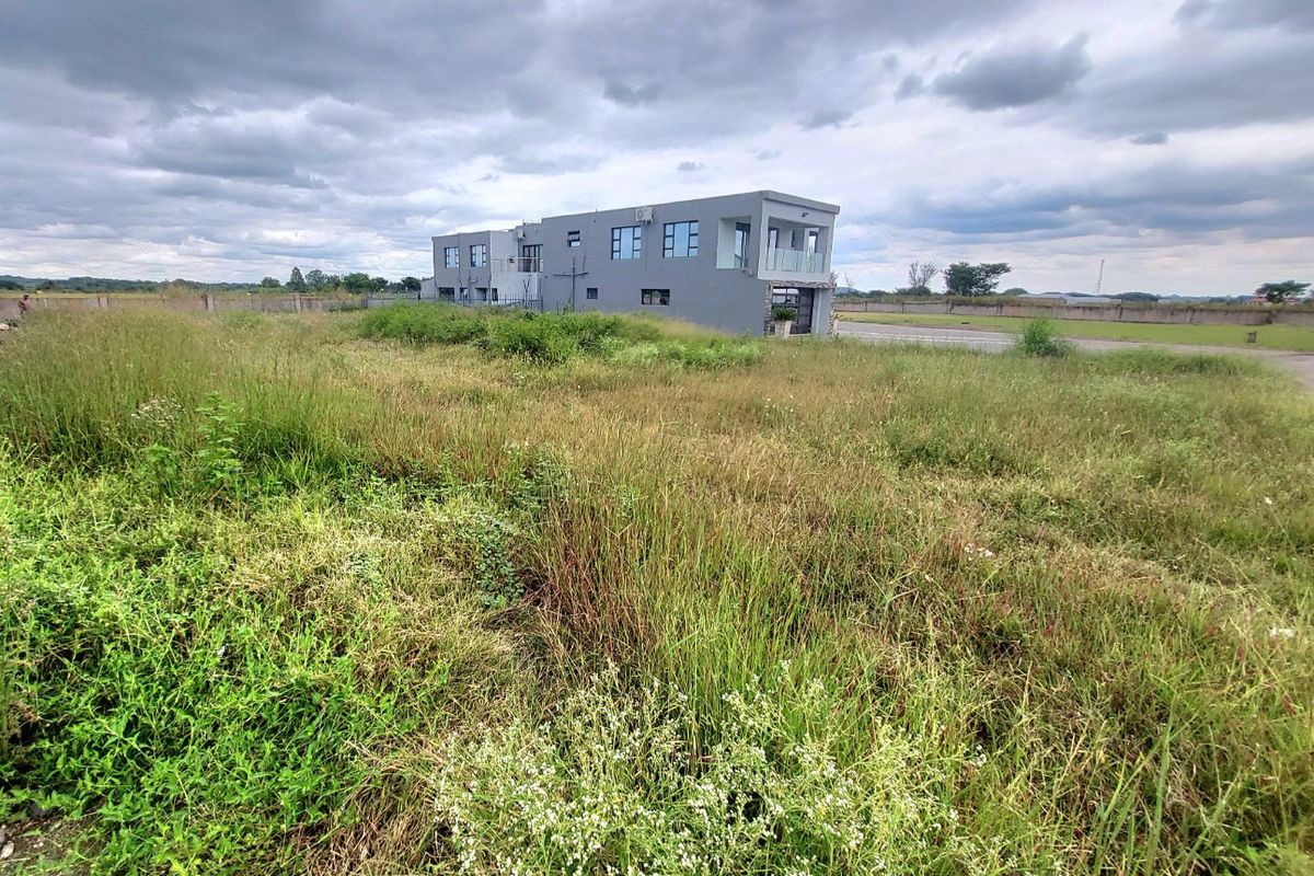 VACANT STAND FOR SALE IN SECURE ESTATE  BRITS NW - Photo 2