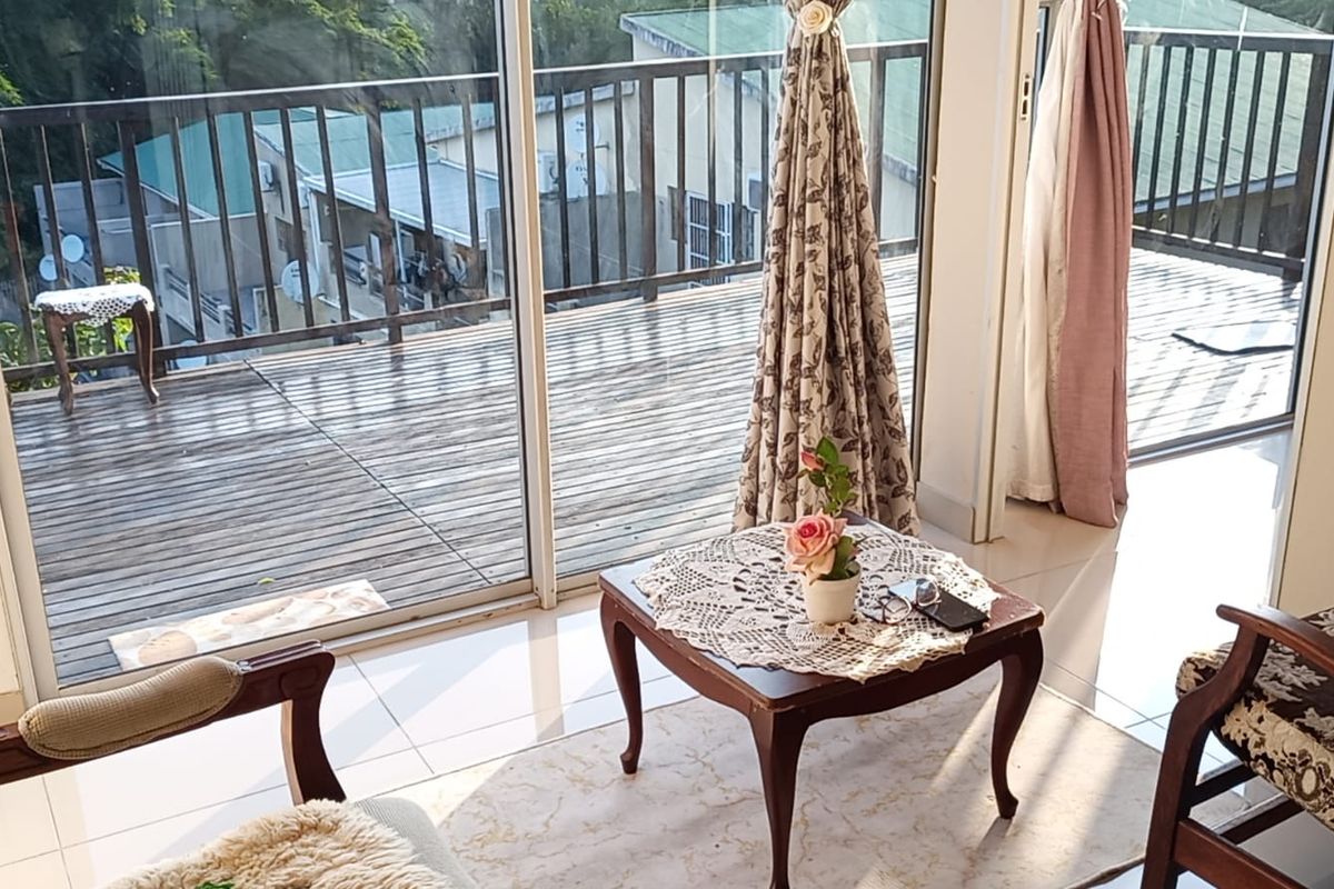 2 Bedrooms, 1 Bathroom Apartment For Sale In Queensburgh, Durban                                     - Photo 4