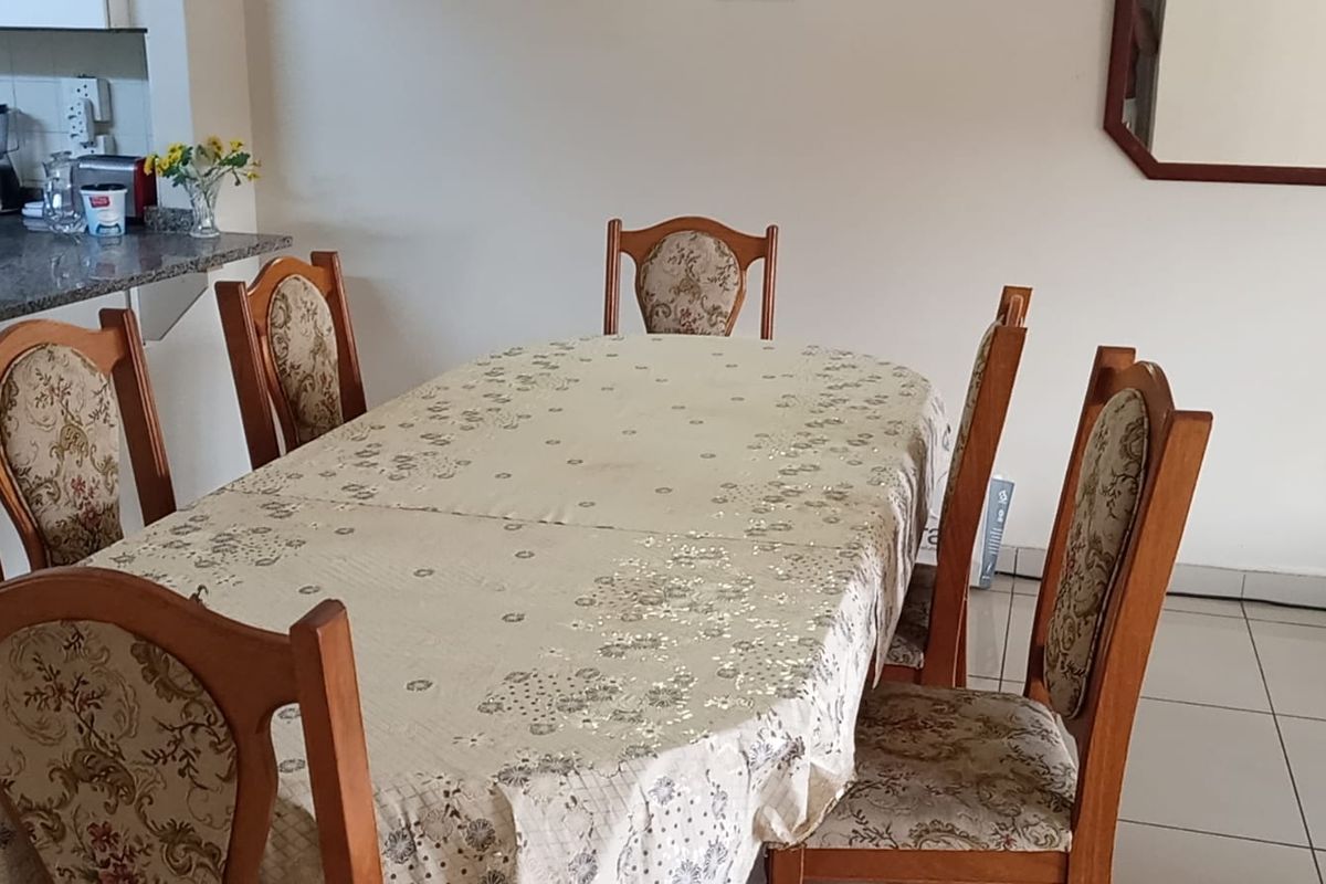 2 Bedrooms, 1 Bathroom Apartment For Sale In Queensburgh, Durban                                     - Photo 3