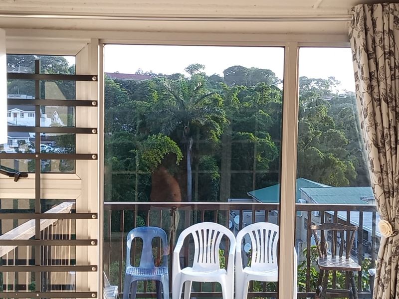 2 Bedrooms, 1 Bathroom Apartment For Sale In Queensburgh, Durban                                     - Photo 5