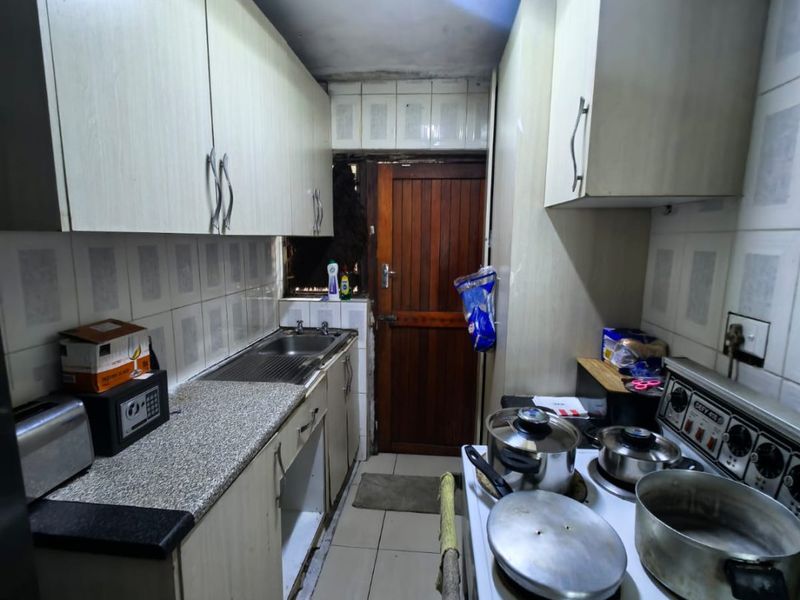 3 Bedrooms, 1 Bathroom Duplex To Let In Bonela, Durban - Photo 3