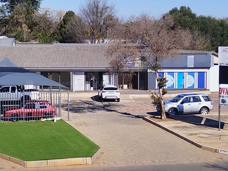 Exceptional Investment Property – Prime Retail & Office Space - Photo 2