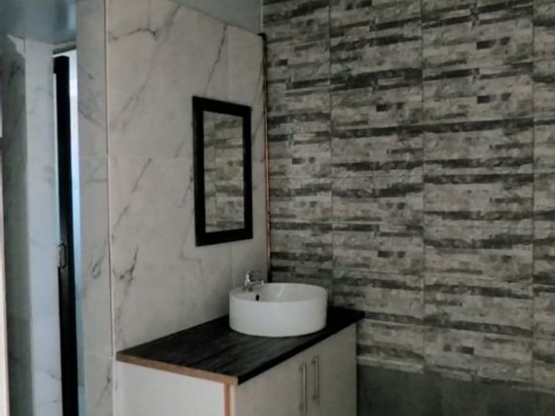 Exceptional Investment Property – Prime Retail & Office Space - Photo 10