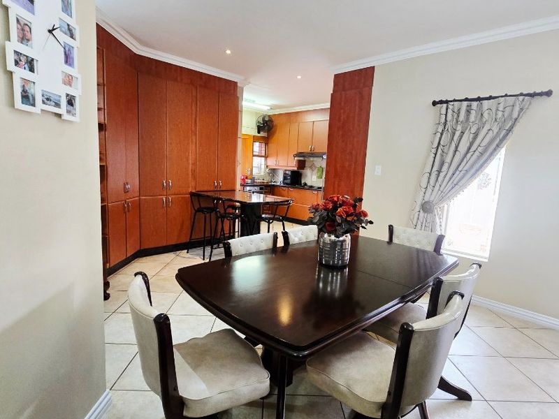 3 Bed House in Wilkoppies for Sale - Photo 7