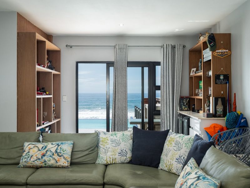 An Icon of Absolute Beachfront Luxury - Photo 10