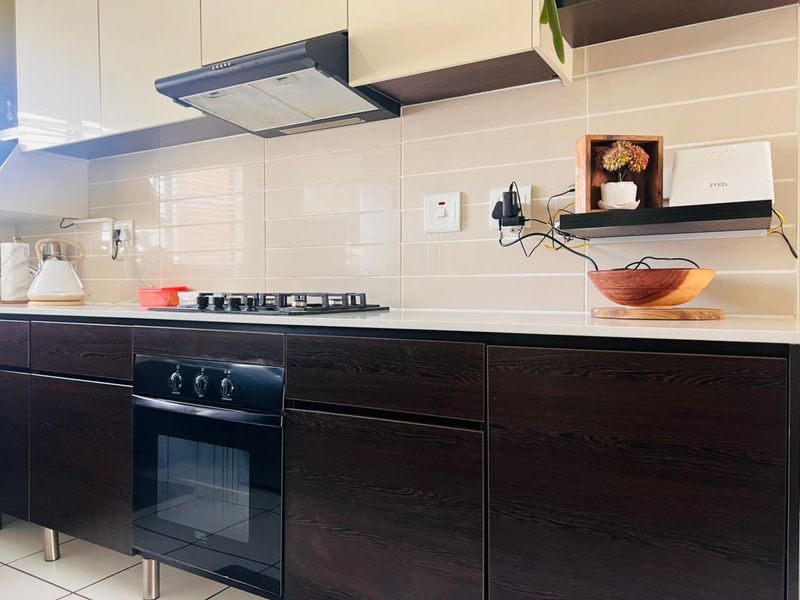 3 Bedroom, 2 Bathroom Garden Unit for Sale at The Isle - Photo 9