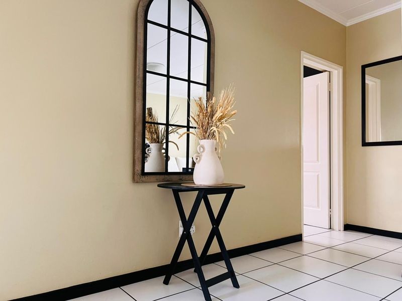 3 Bedroom, 2 Bathroom Garden Unit for Sale at The Isle - Photo 7