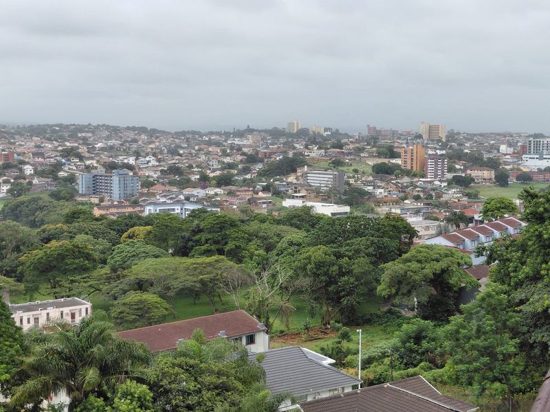 Furnished Modern Sophistication with Expansive Berea Views - Photo 6