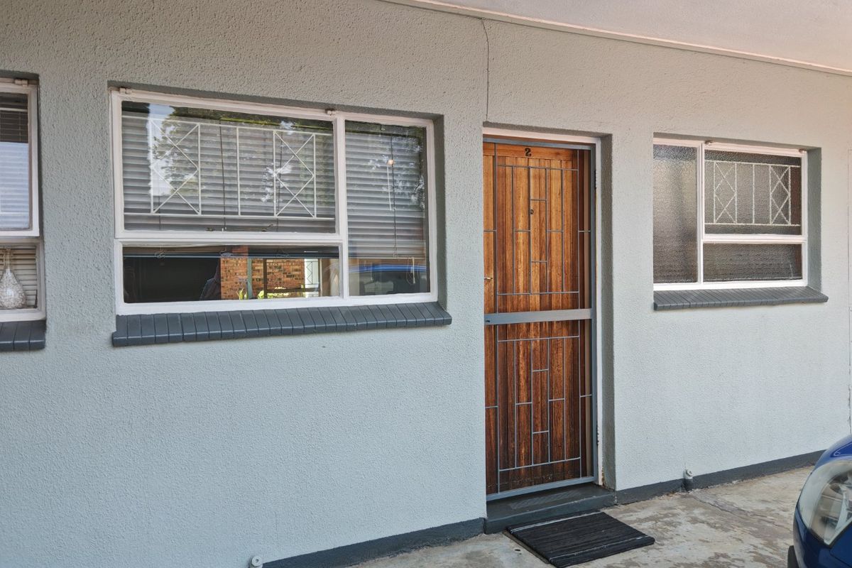 2-bedroom Apartment for rent in Linden. - Photo 2