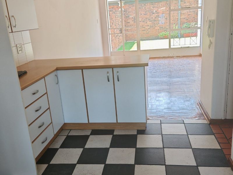 2-bedroom Apartment for rent in Linden. - Photo 7