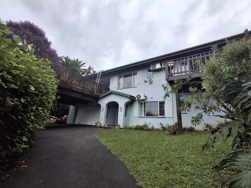 A Chance To Enter The Elite Market Of Southbroom With This Lovely Character Filled Family Home And Ocean Vistas That Will Leave You In Awe!!!!! - Photo 1
