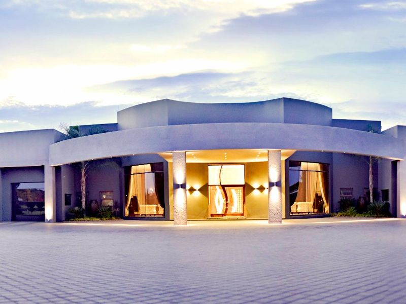 4 Bed Farm in Klerksdorp Rural for Sale - Photo 2