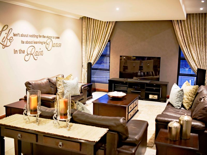 4 Bed Farm in Klerksdorp Rural for Sale - Photo 8