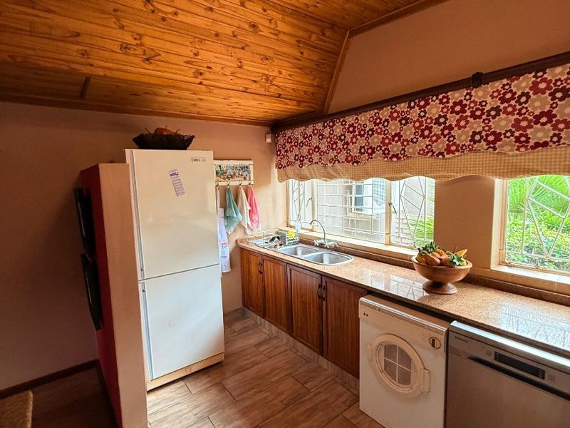 5 Bed House in Doringkruin for Sale - Photo 9