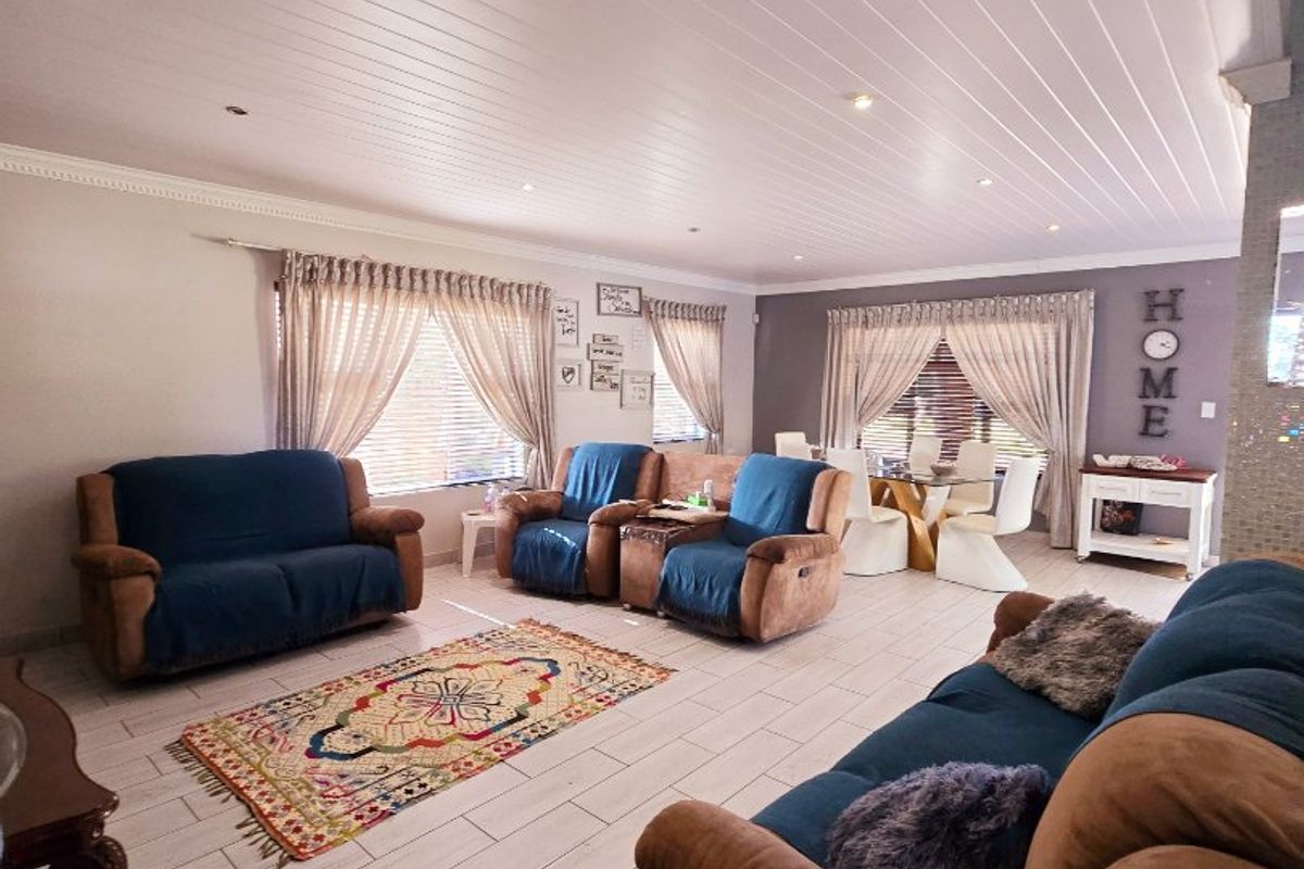 3 Bed Farm in Klerksdorp Central for Sale - Photo 4