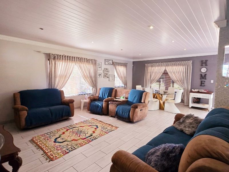 3 Bed Farm in Klerksdorp Central for Sale - Photo 4