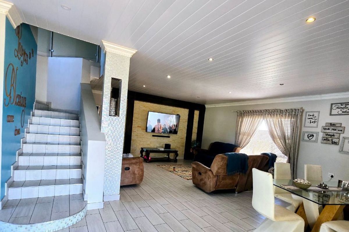 3 Bed Farm in Klerksdorp Central for Sale - Photo 5