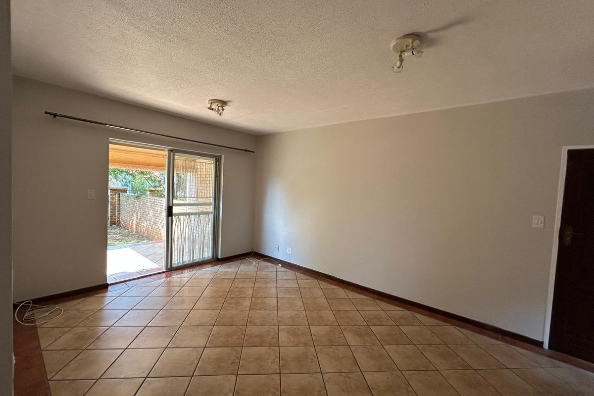 3 Bed 2 Bath Ground Floor for sale in Eco Park Estate - Photo 4