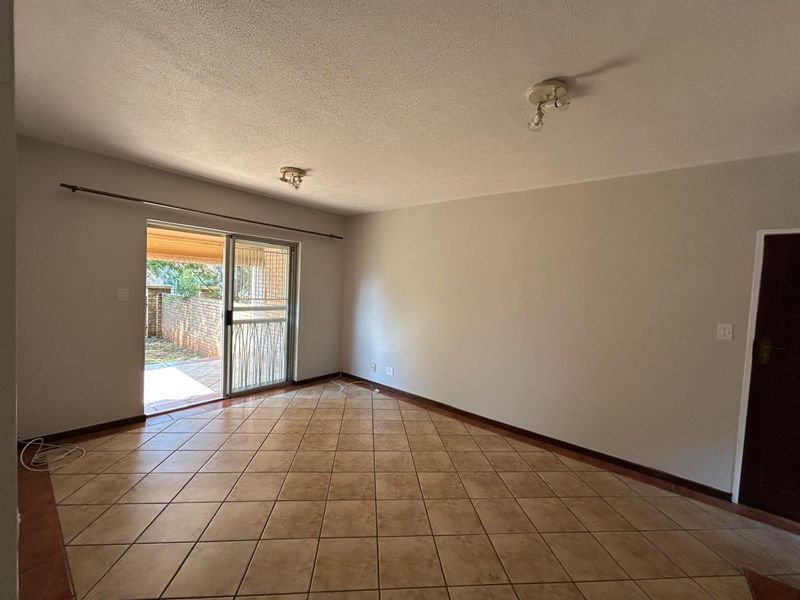 3 Bed 2 Bath Ground Floor for sale in Eco Park Estate - Photo 4