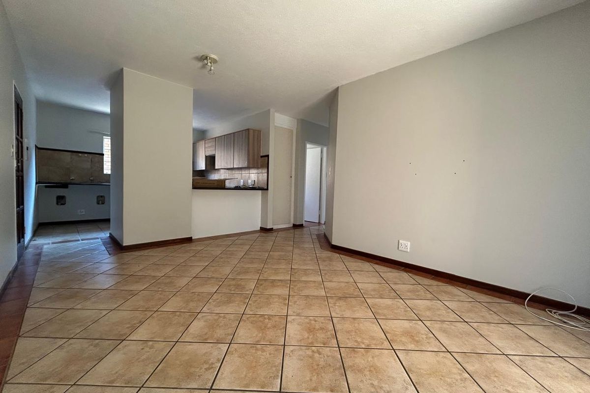 3 Bed 2 Bath Ground Floor for sale in Eco Park Estate - Photo 3