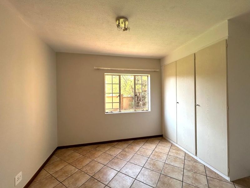 3 Bed 2 Bath Ground Floor for sale in Eco Park Estate - Photo 9