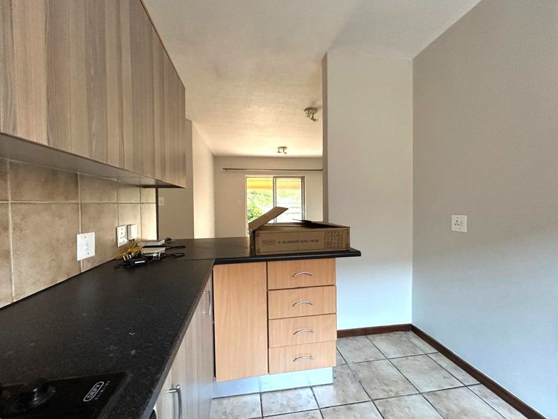 3 Bed 2 Bath Ground Floor for sale in Eco Park Estate - Photo 8