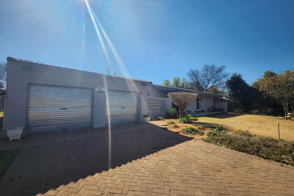 Situated close to school - Photo 2