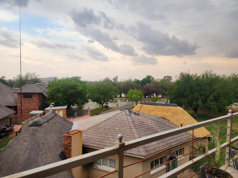 3 Level House in Orkney Vaal - Photo 8