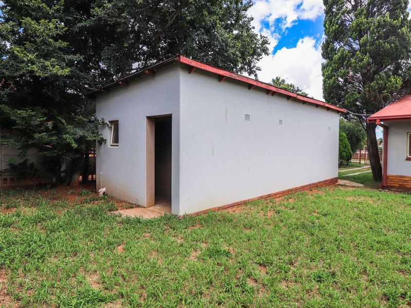 3 Bedroom House for Sale in Roosheuwel - Photo 5