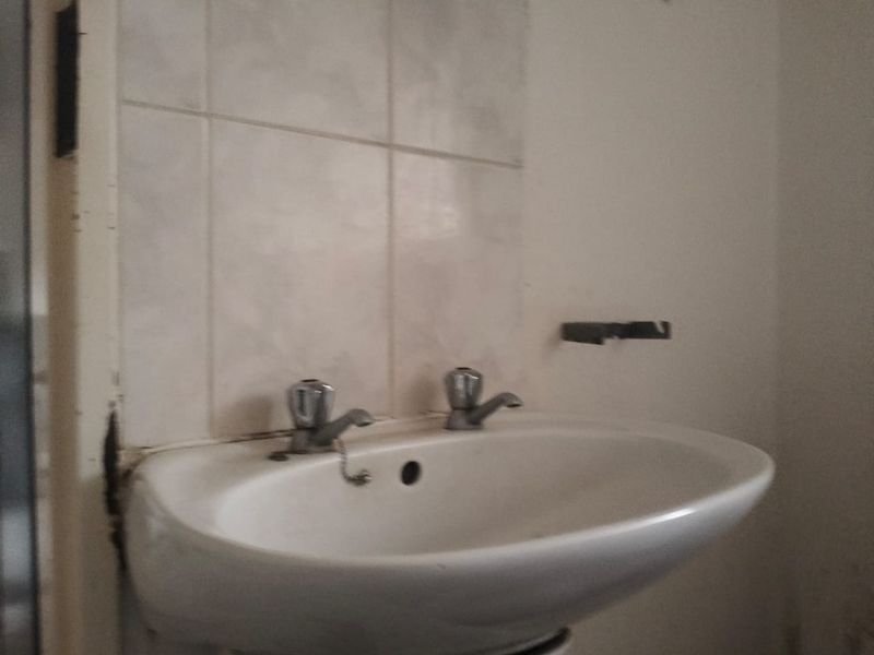 Ideal Accommodation for a Student or Young Couple - Photo 2